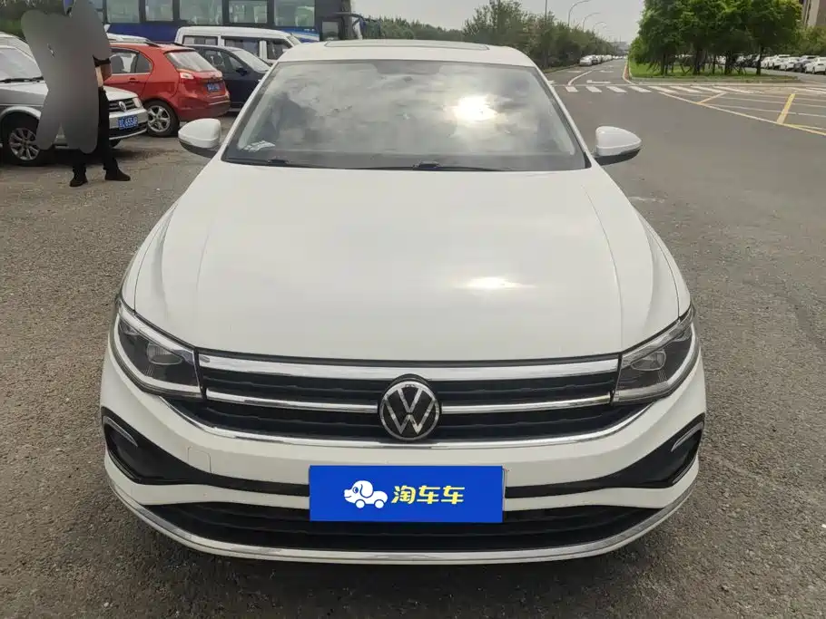 Volkswagen Bora 2023