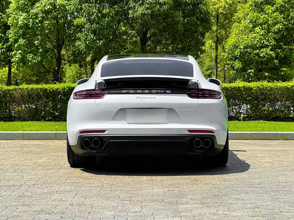 Porsche Panamera 2017 — фото 5