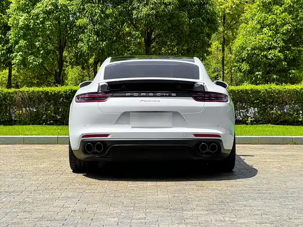 Porsche Panamera 2017