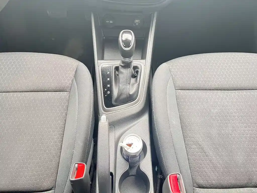 Hyundai Verna 2020 — фото 18