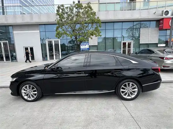 Honda Accord 2022