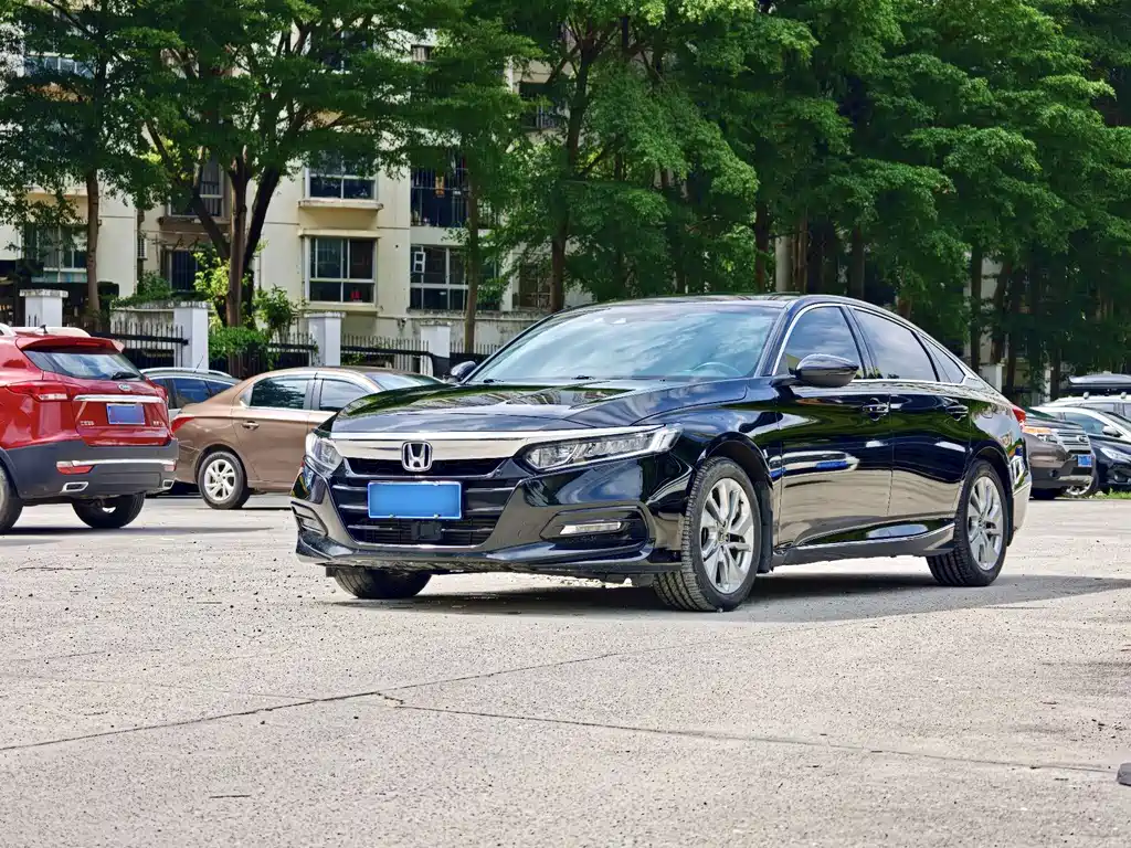 Honda Accord 2020 — фото 1