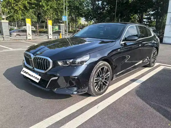 BMW 5 Series 2025