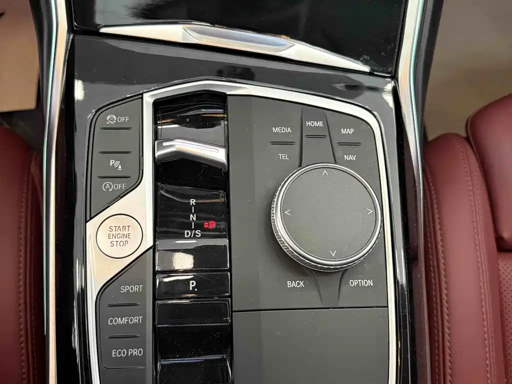 BMW 3 Series 2022 — фото 14