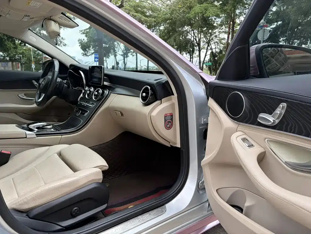 Mercedes-Benz C-Class 2016 — фото 16