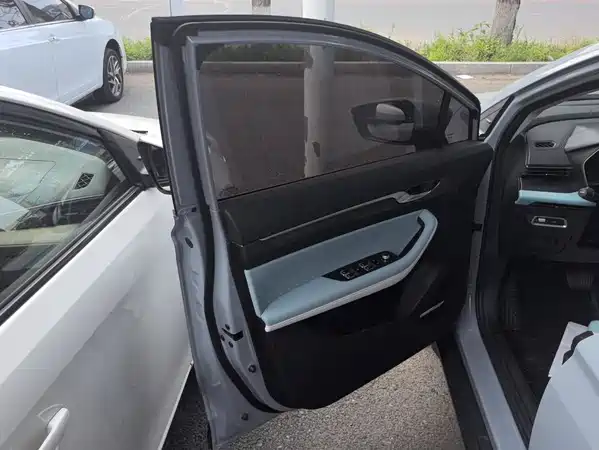 Geely Emgrand S 2022