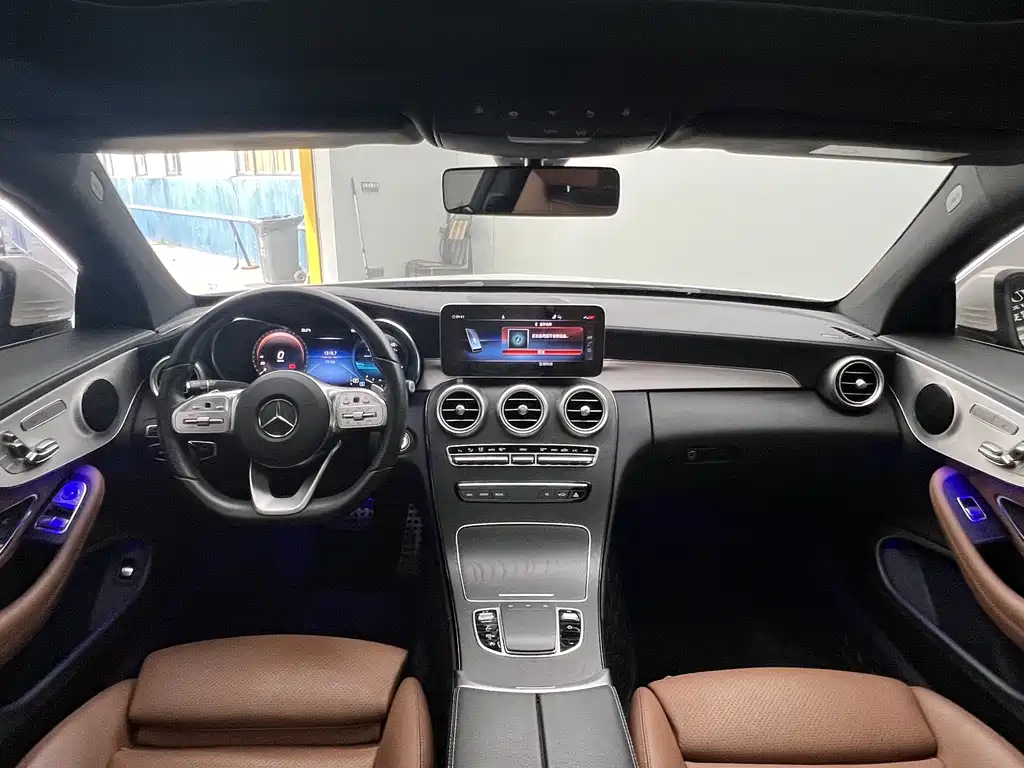 Mercedes-Benz C-Class 2020 — фото 16