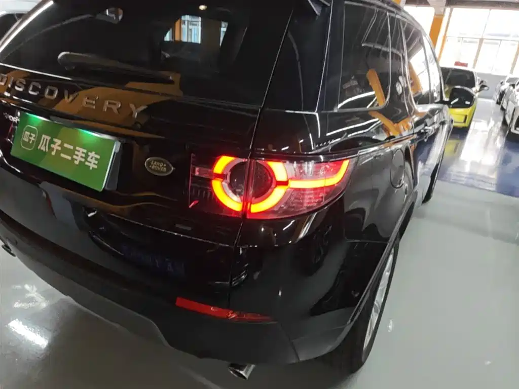 Land Rover Discovery Sport 2019 — фото 8
