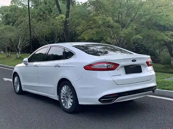 Ford Mondeo 2014
