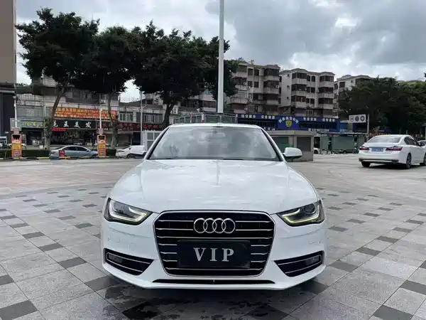 Audi A4L 2016
