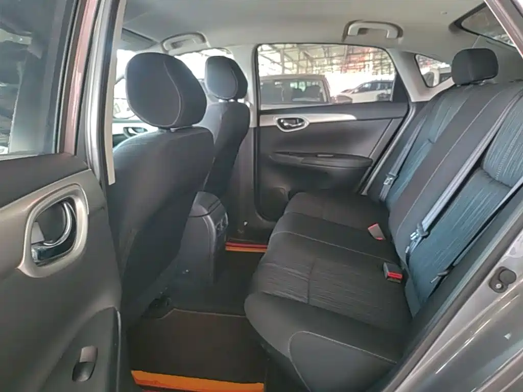 Nissan Sylphy 2021 — фото 17