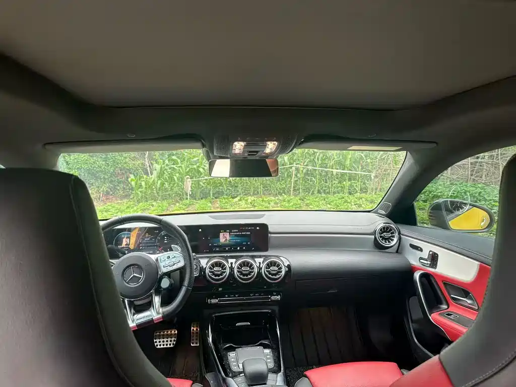 Mercedes-Benz CLA AMG 2023 — фото 8