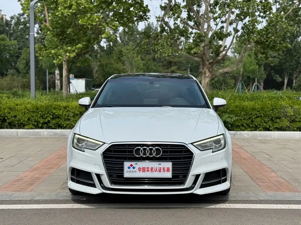 Audi A3 2017 — фото 2