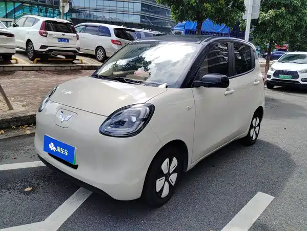Wuling Hongguang MINIEV 2025
