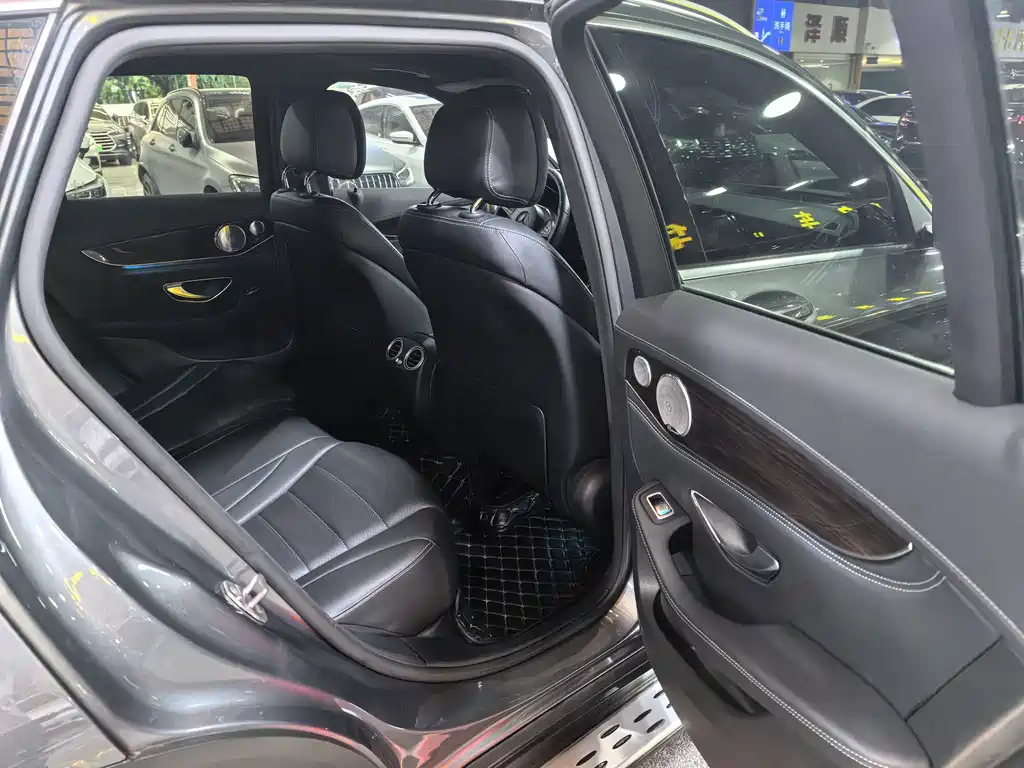 Mercedes-Benz GLC 2016