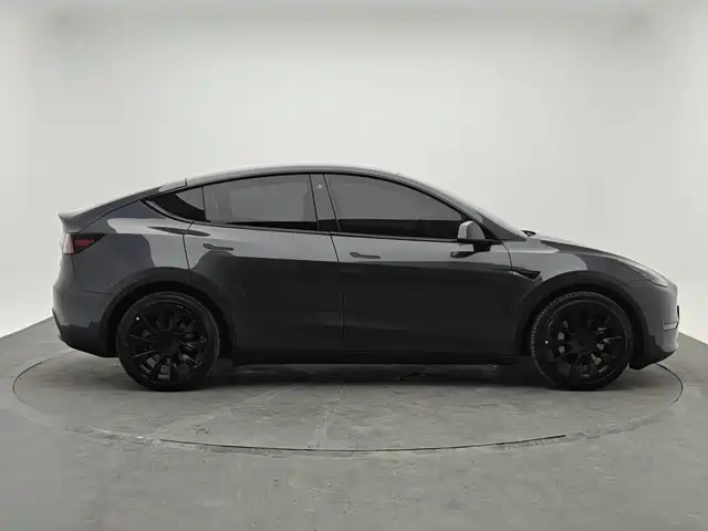 Tesla Model Y 2021 — фото 4