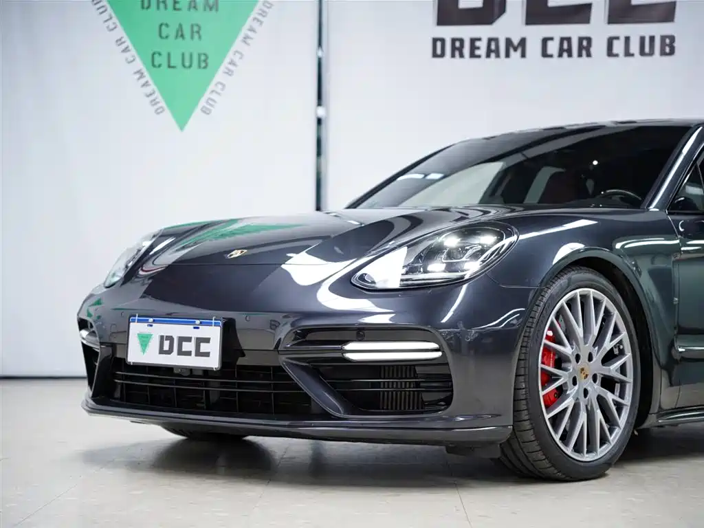 Porsche Panamera 2017 — фото 19