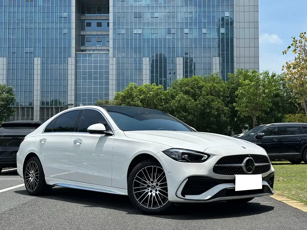 Mercedes-Benz C-Class 2026