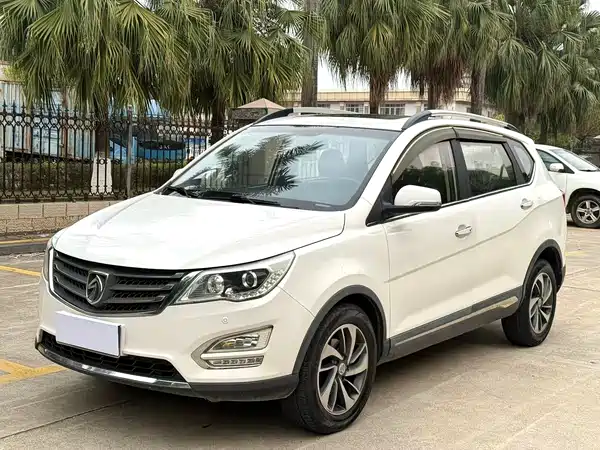 Baojun 560 2015