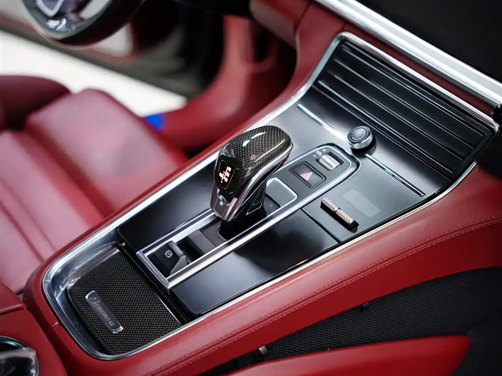 Porsche Panamera 2017 — фото 49