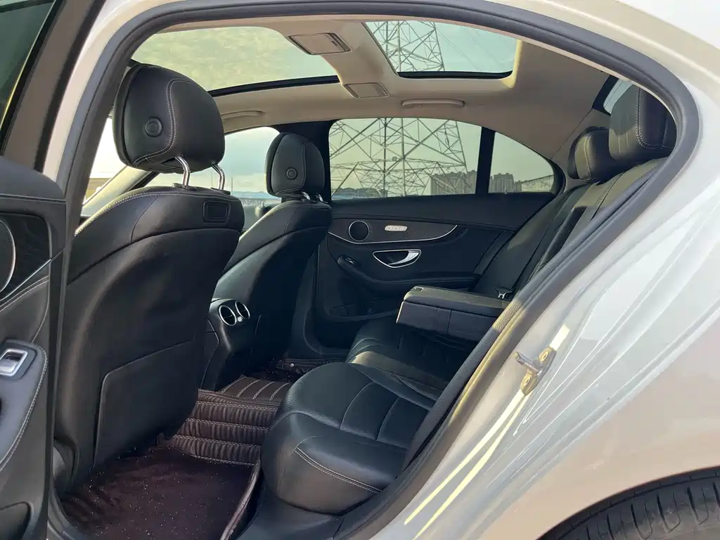 Mercedes-Benz C-Class 2017