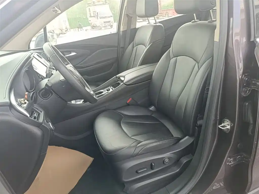 Buick Envision Plus 2017 — фото 15