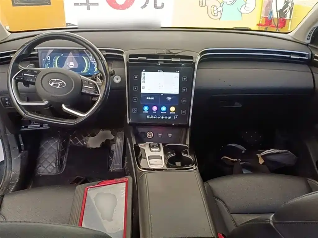 Hyundai Tucson 2023 — фото 10
