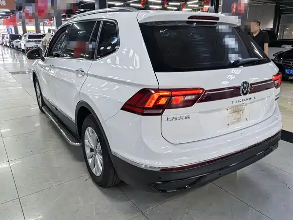 Volkswagen Tiguan L 2024