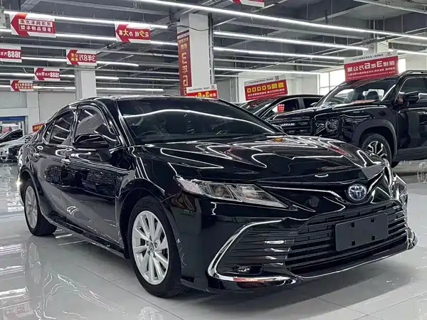 Toyota Camry 2023