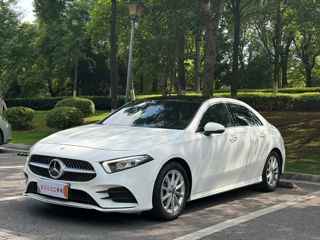 Mercedes-Benz A-Class 2022 — фото 1