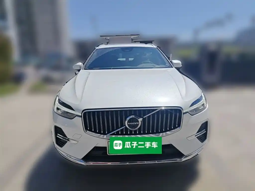 Volvo XC60 PHEV 2024 — фото 3