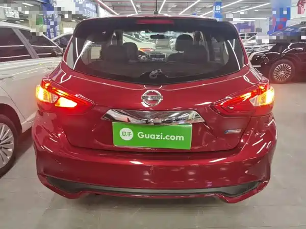 Nissan Tiida 2016