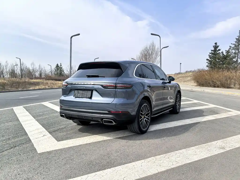 Porsche Cayenne 2018 — фото 6