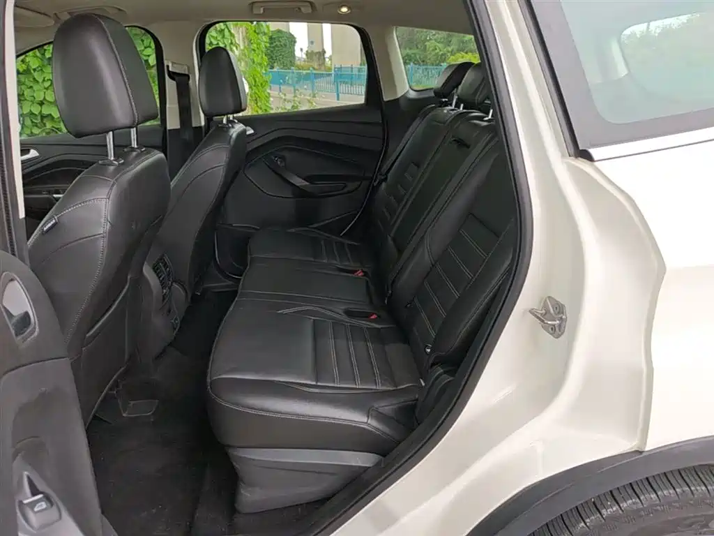 Ford Kuga 2018 — фото 17