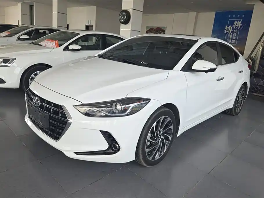 Hyundai Elantra 2019