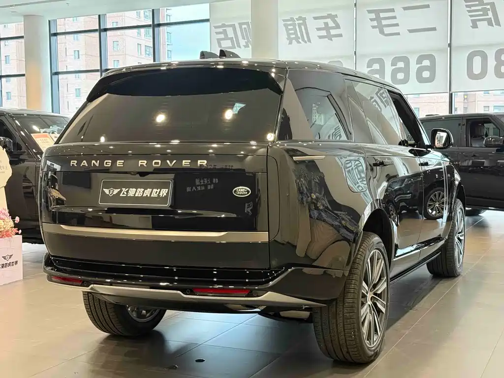 Land Rover Range Rover 2025 — фото 21