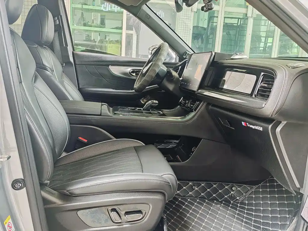 GAC Motor Trumpchi GS8 2023 — фото 9