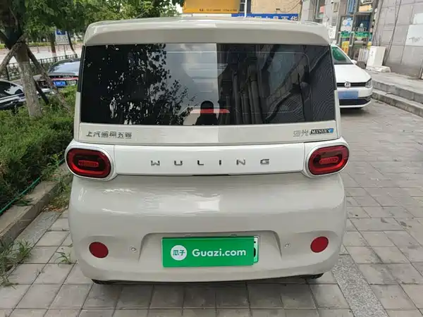 Wuling Hongguang MINIEV 2025