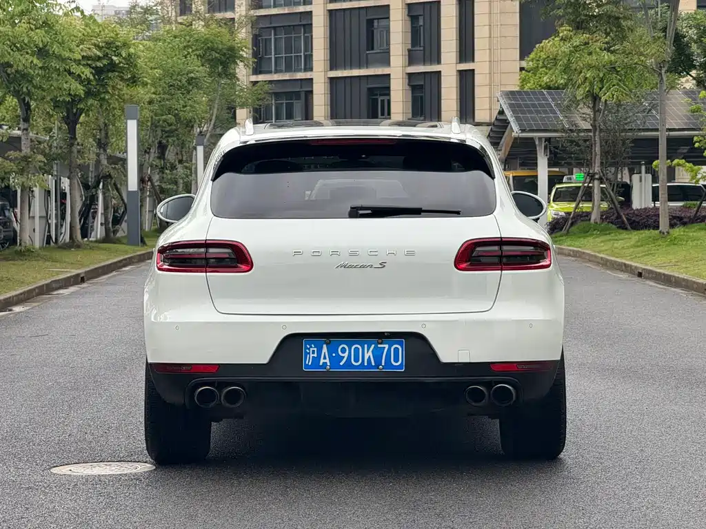 Porsche Macan 2016