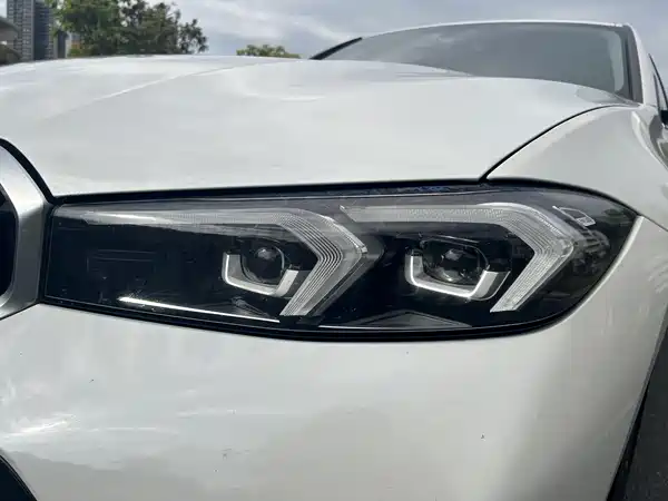 BMW 3 Series 2023