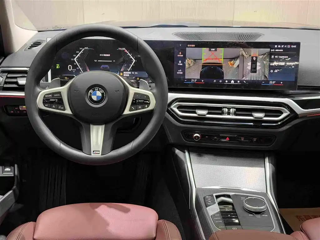 BMW 3 Series 2024 — фото 16