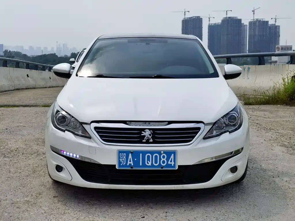 Peugeot 308S 2015 — фото 2