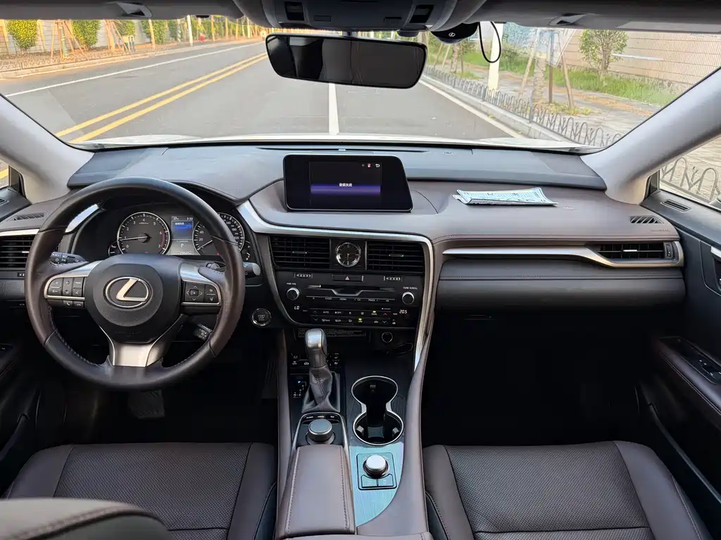 Lexus RX 2019