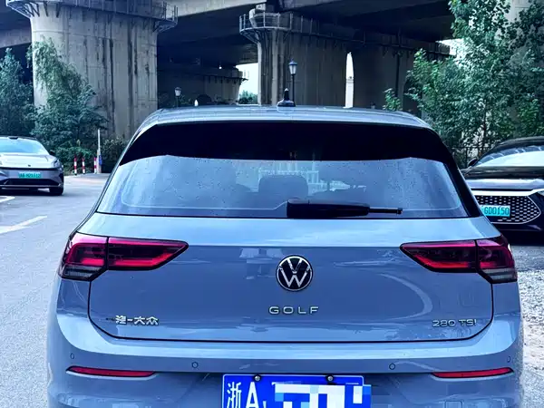 Volkswagen Golf 2023