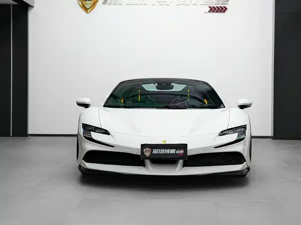 Ferrari SF90 2025