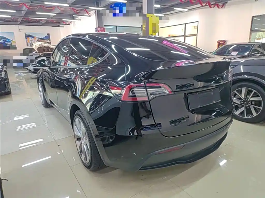 Tesla Model Y 2021 — фото 5