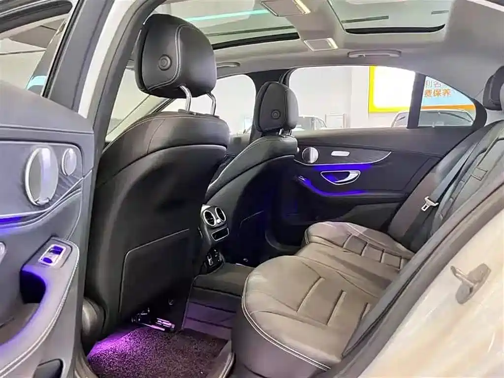 Mercedes-Benz C-Class 2019