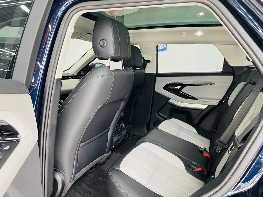 Land Rover Evoque 2020 — фото 10