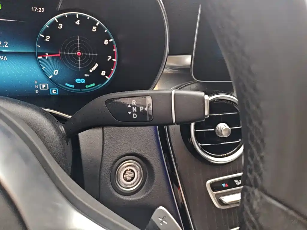 Mercedes-Benz C-Class 2020 — фото 14