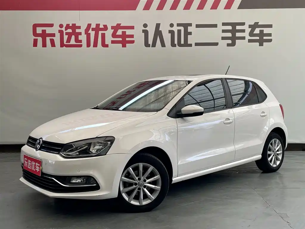 Volkswagen Polo 2015 — фото 1